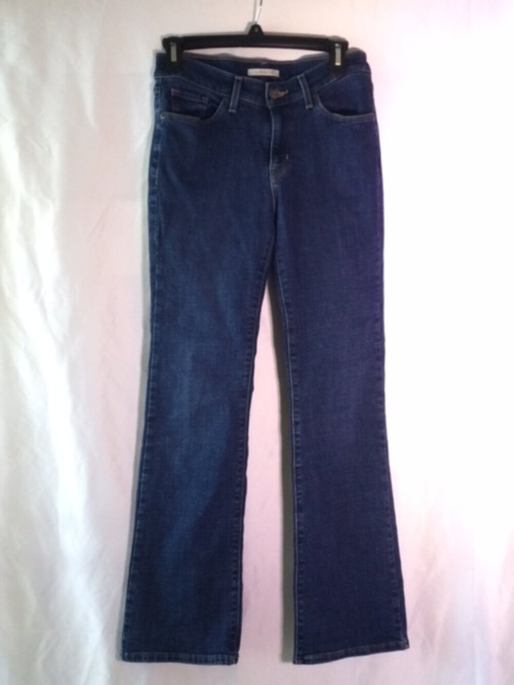 Levi’s Classic Bootcut Jeans Women’s Size 2 Dark Wash Denim